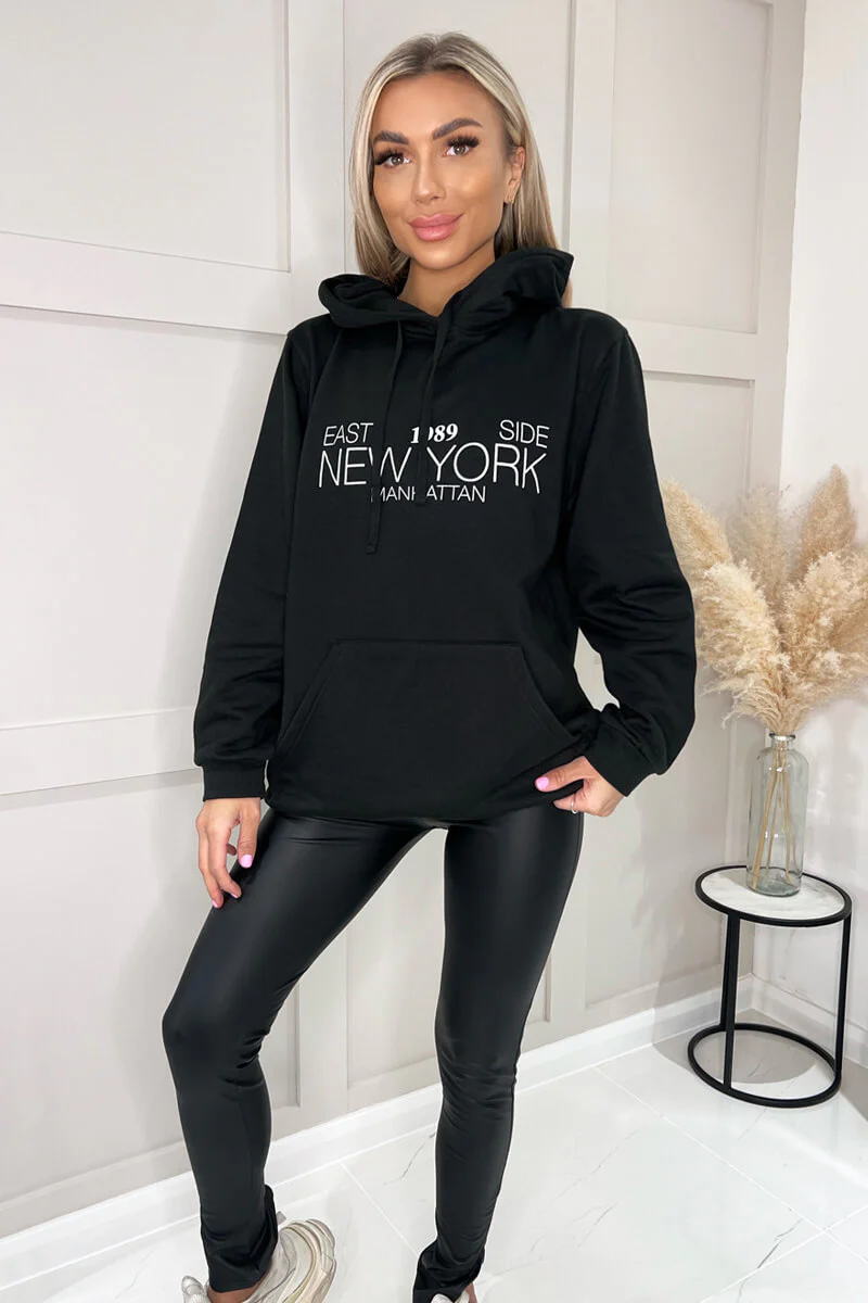 Black 1989 New York Slogan Hoodie - Swimclubus